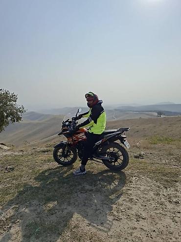 мото бу: Мотоцикл SYCMCC ADV 300CC в туристическом/adventure-стиле. Яркое — 5