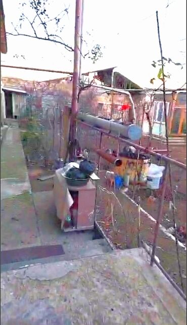 Həyət evləri və villaların satışı: 3 otaqlı, 670 kv. m, Kredit yoxdur, Orta təmir — 18