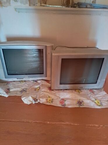 wifi adlari in Azərbaycan | MODEMLƏR VƏ ŞƏBƏKƏ AVADANLIQLARI: 3 eded televizordu 2 si islekdi biri remont edilmelidi 3 u Bir yerde