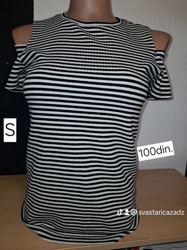 Majice kratkih rukava: Ženske bluze/majice – više modela - Crna majica sa srebrnim na lalafo.rs — 4 Majice kratkih rukava: Ženske bluze/majice – više modela - Crna majica sa srebrnim — 4