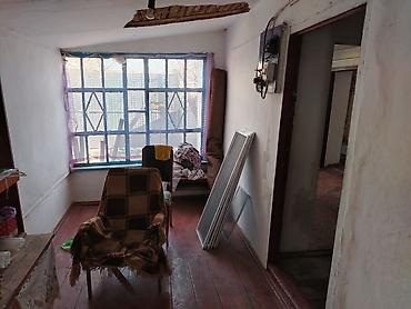 Продажа коттеджей и домов: Продаётся частный дом с участком. -новые — 3