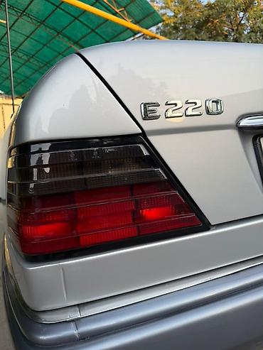 atego 1223: Mercedes-Benz W124: 1994 г., 2.2 л, Механика, Бензин, Седан — 2