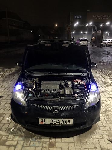 Honda: Honda Fit: 2005 г., 1.5 л, Вариатор, Бензин, Хэтчбэк — 12
