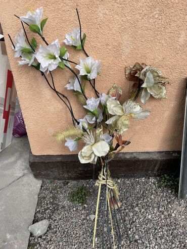 Другой домашний декор: Продаются искусственные цветы