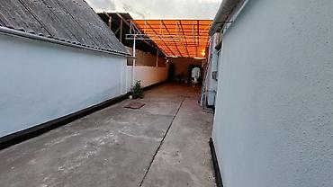 Продажа коттеджей и домов: Продается большой, уютный дом . Все коммуникации . Центральное — 3