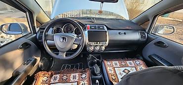 Honda: Honda Jazz: 2004 г., 1.4 л, Механика, Бензин, Хэтчбэк — 10