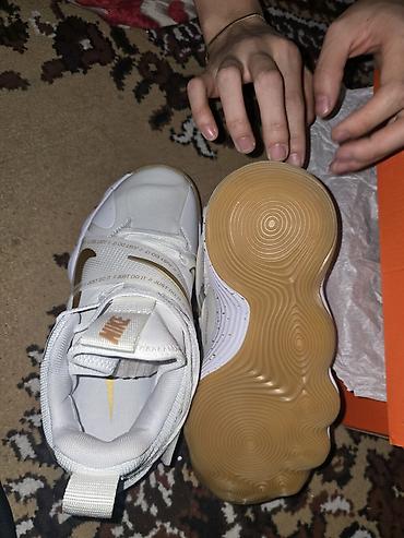 Мырзалардын бут кийими: Эркектердин кроссовкасы, 36, Nike, Жаңы, түсү - Ак, Өзү алып кетүү — 2