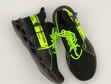 koszulka fc barcelony lewandowski: Sneakers for men, 39, condition - Perfect