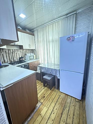 bakida tecili satilan evler: 🏠 MƏRKƏZDƏ 2 OTAQLI MƏNZİL SATILIR 📍 Ünvan: Sumqayıt şəhəri, 3-cü — 1