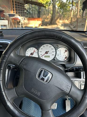 tsunami купить: Honda Stream: 2002 г., 1.7 л, Автомат, Бензин, Минивэн — 8