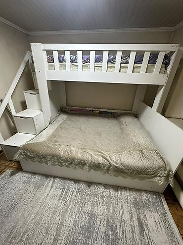 bunk bed: Двухъярусная семейная кровать с лестницей-комодом - Конфигурация — 1