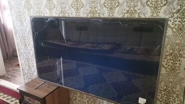 продаю мебель для салона: Телевизор yasin на запчасти разбитый дисплей