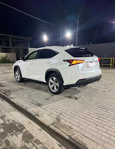 Lexus: Lexus NX: 2017 г., 2 л, Автомат, Бензин, Кроссовер — 5