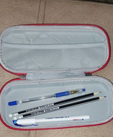 Uşaqlar üçün digər mallar: Qələm qabı.yenidir. Elaqə vatsappa yaza bilersiz unvan zabrat 2 5 — 5