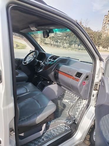 vito oturacaqlar: Mercedes-Benz Vito: 2.2 l | 2000 il Mikroavtobus — 5
