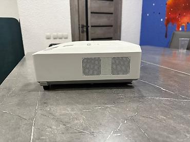 Проекторы: Проектор Hitachi CP‑X2011 (3LCD) Общее описание: LCD1-проектор — 1