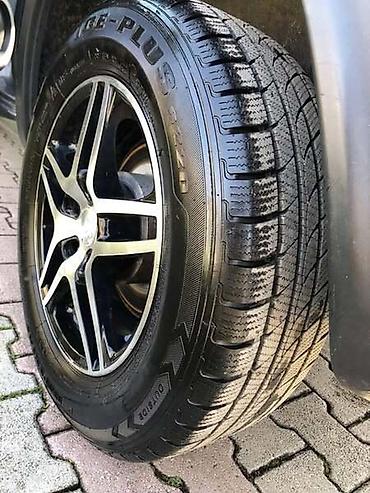 Ostali delovi enterijera: Nissan — 20