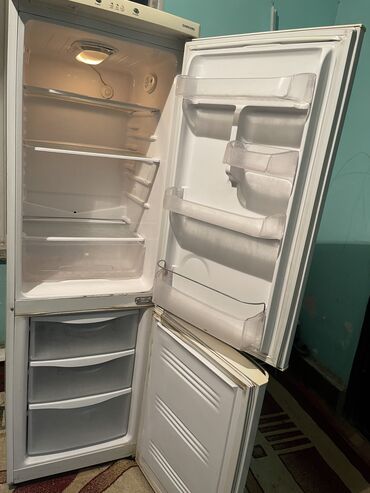 ремонт холодилник: Холодильник Samsung, Б/у, Двухкамерный