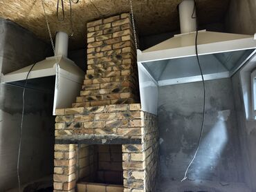 Кухонные вытяжки: Промышленная вытяжка, предназначенная для эффективного удаления дыма — 7