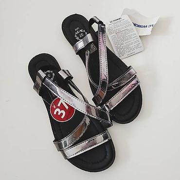patike 42 5: Waikiki lagane sandalice u crnoj boji. Sa kaiševima metalik srebrne — 6