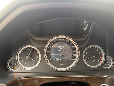 салон мерс 124: Mercedes-Benz E-Class: 2010 г., 1.8 л, Бензин, Седан — 9