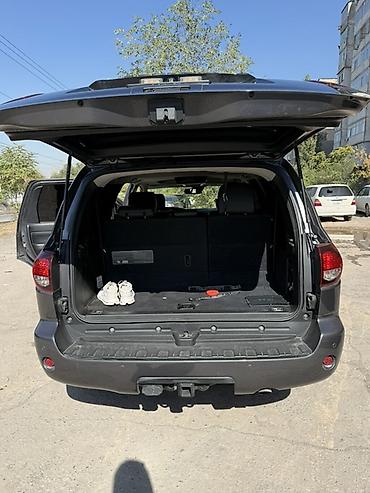 Продажа авто: Toyota Sequoia: 2021 г., 5.7 л, Автомат, Бензин, Внедорожник — 6
