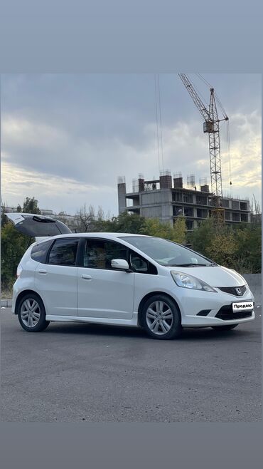 фит расрочку: Honda Fit: 2008 г., 1.5 л, Автомат, Бензин