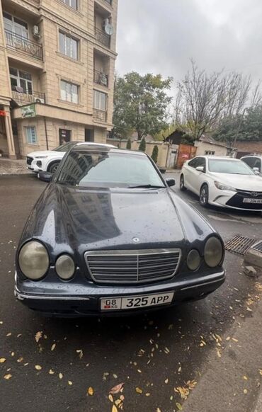 машина женил: Mercedes-Benz 220: 1995 г., 2.2 л, Механика, Дизель, Седан
