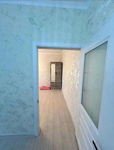 эмаком: 1 комната, 34 м², 5 мкр 1 этаж, Евроремонт — 2