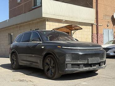 Lixiang: Lixiang L7: 2025 г., 1.5 л, Автомат, Гибрид, Кроссовер — 1