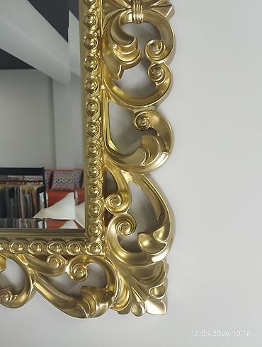 berber mirror second hand: Зеркало в резной декоративной раме в классическом стиле, размер 65х 75 — 1