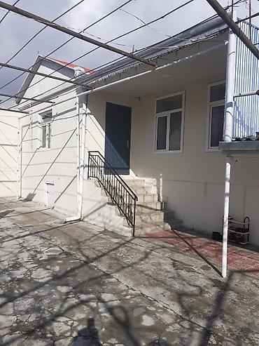 4 cü mikrorayon dairəsi: Salam. butun kamunal xidmetler var orta remont bag sahesi meyve — 10
