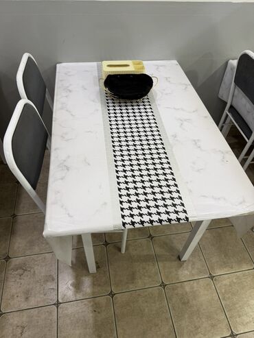 угловые диваны новые: Стол и стул для кафе at lalafo.kg угловые диваны новые: Стол и стул для кафе