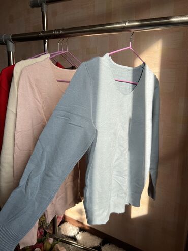 теплые свитера с мехом: Женский свитер, Made in KG, Средняя модель
