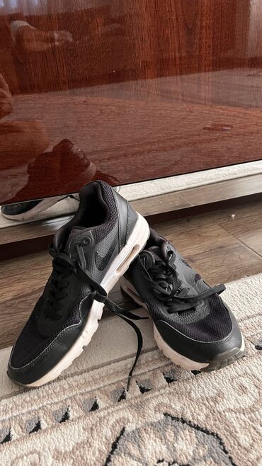 кроссовки обувь: Кеда Nike 
Размер: 40