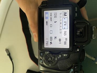 Техника и электроника: Зеркальная камера Canon EOS 600D с поворотным экраном в идеальном — 3