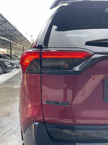 Toyota: Toyota RAV4: 2019 г., 2.5 л, Автомат, Гибрид, Кроссовер — 9