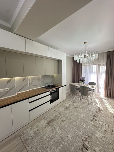 продаю 1 комнатную квартиру: 1 комната, 56 м², Элитка, 15 этаж, Дизайнерский ремонт