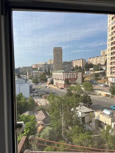 Köhnə tikili: Bakı, 2 otaqlı, Köhnə tikili, m. Həzi Aslanov, 60 kv. m — 19