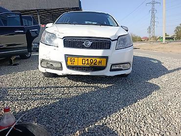 Другие автомобили: Газ бензин на обычных номерах Белый компактный седан (4 двери) с — 3