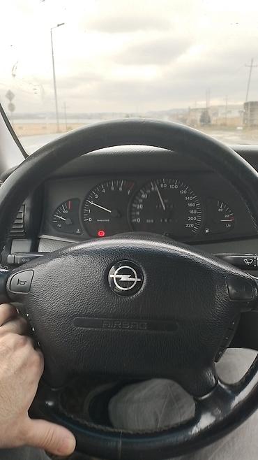 Opel: Opel Omega: 2 l | 1994 il 450000 km Sedan — 3