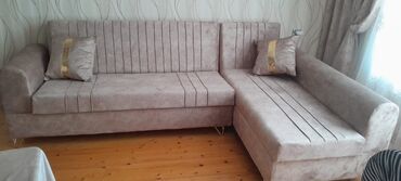 kunc divan embawood: Künc divan