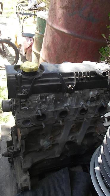 Delovi motora: MOTOR 1,9 JTD U DELOVE GLAVA | Prodaja u delove prolupao na — 2