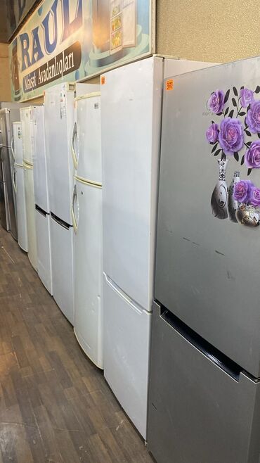 Сепараторы: 2 двери Indesit Холодильник Продажа, цвет - Белый