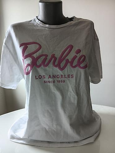 tifani tejlor: Stradivarius ženska majica “Barbie – Los Angeles” - Brend — 1