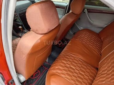 Mercedes-Benz: Mercedes-Benz C‑Class (W202) sedan, qırmızı rəng. - Kuzov: 4 qapılı — 18