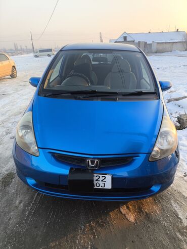 машина пикап купить: Honda Fit: 2005 г., 1.3 л, Вариатор, Бензин, Хэтчбэк