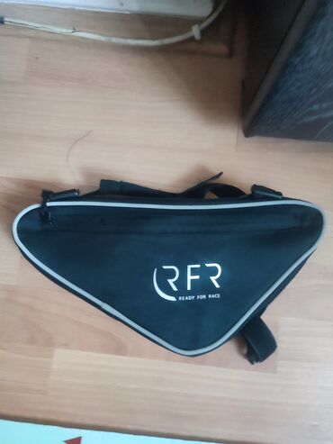 Şəhər velosipedləri: İşlənmiş Şəhər velosipedi Bulls, 28", sürətlərin sayı: 16, Ünvandan götürmə -da lalafo.az — 21 Şəhər velosipedləri: İşlənmiş Şəhər velosipedi Bulls, 28", sürətlərin sayı: 16, Ünvandan götürmə — 21