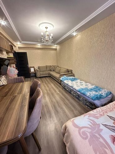 Qonaq otağı dəstləri: 3 nefer qiz axdarilir - Künc divan: yumşaq nüanslı bej rəng, sağ/sol — 6