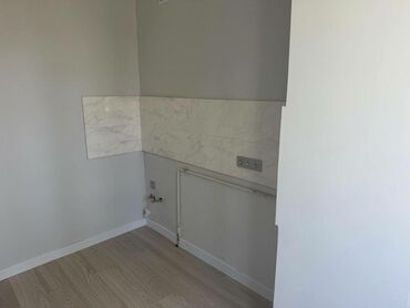 продаю квартиру фрунзе: 1 бөлмө, 36 кв. м, 104-серия, 5 кабат, Евроремонт